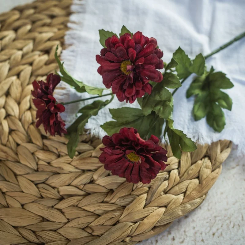 10.5″ Red Zinnia Spray